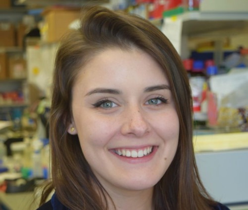 Julia Flores Profile Image